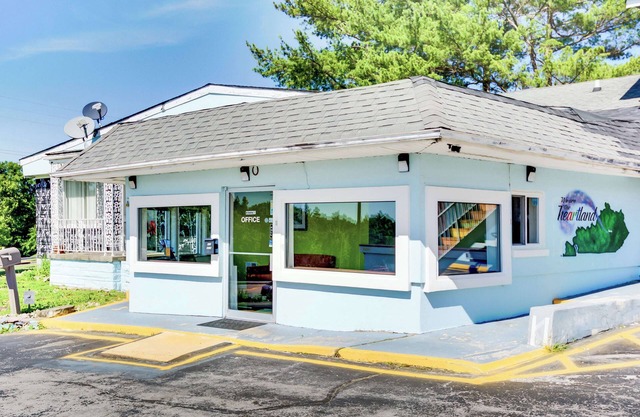 Knights Inn Berea