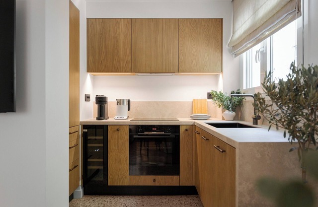 Kolonaki Athena Residence by Fineline