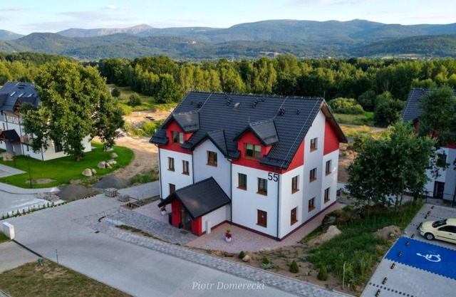 Kolorowe Cieplice - Apartamenty z widokiem na Karkonosze