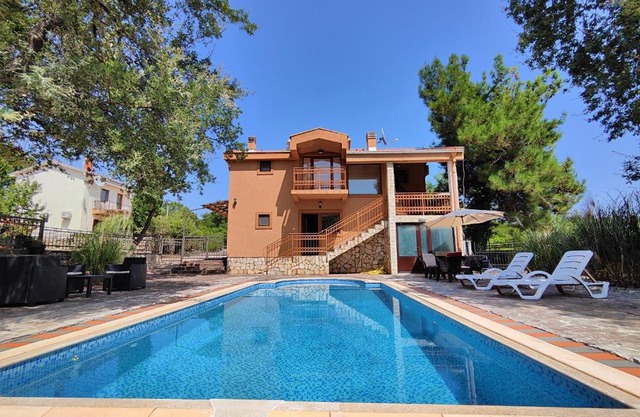 Korda Villas Residence
