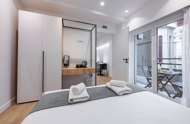 Kriel Suites by LIV Homes 101