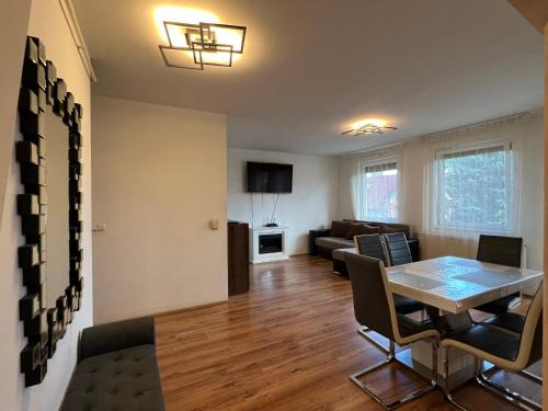 Kristály Apartman