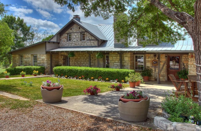 Kuebler Waldrip Haus B&B
