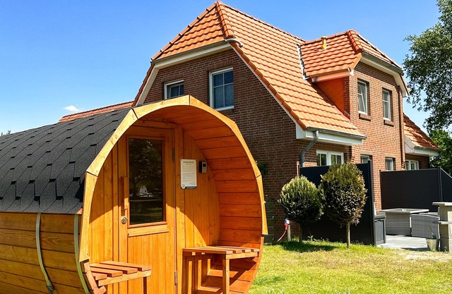 Lüttje Huck - Ferienwohnung 3 mit Seeblick & Sauna