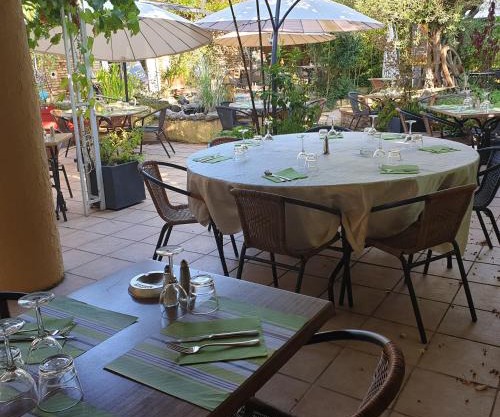 L'ALCOVE HOTEL RESTAURANT