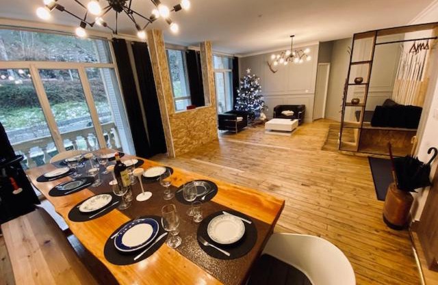 L'Olympique, Appartement 8 voyageurs avec parking