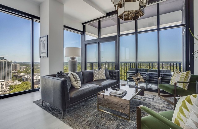 La Brise by Atlanta Luxury Rentals