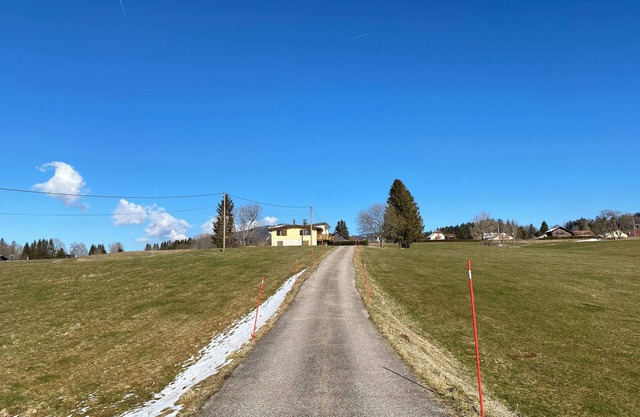 La Cure RDC in quiet house T2 48m2 in the middle of fields 3 km Rousses