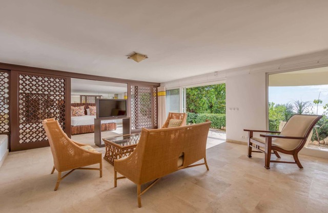 La Dacha in Terres Basses by Personal Villas - Serenity in Paradise