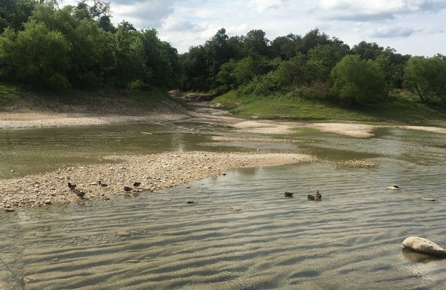 La Hacienda Rio on Medina River - Tranquility Life