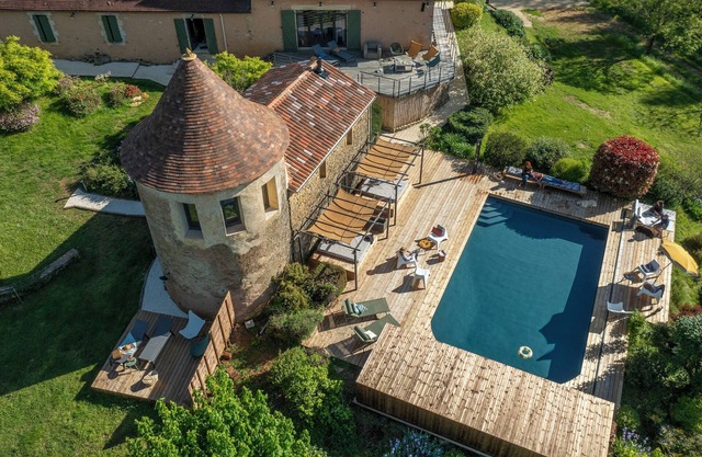 La Jolie Vie - Le Nid: a little corner of paradise for two in a pigeon house!