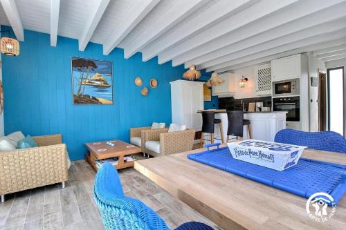 La Maison bleue Carnac by Domaine de Colomban - plages et commerces à pieds