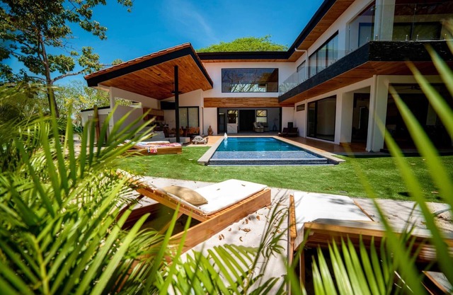 La Ola Perfecta - Las Golondrinas Hacienda Pinilla