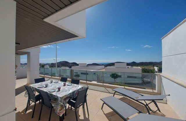 La perla verde - Three Bedroom Apartment, Sleeps 6