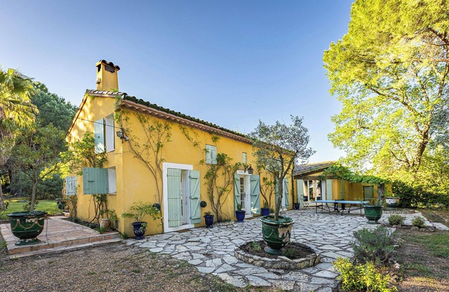 La Pinède: Character house in the vineyards