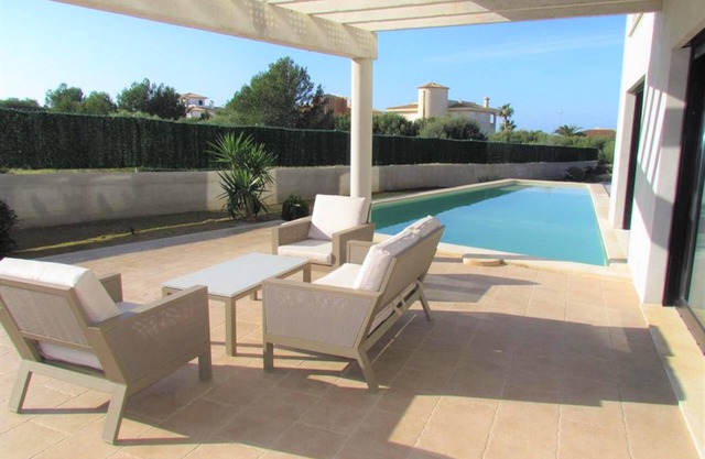 LA PRIMERA- Design villa with private pool and mini-golf in Sa Torre. Sat TV. Clear Views - Free Wifi