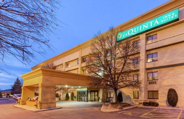 La Quinta Inn & Suites by Wyndham Chicago Tinley Park