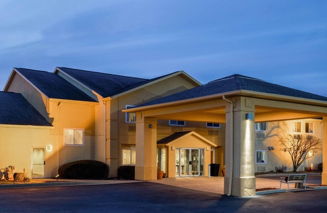 La Quinta Inn & Suites by Wyndham Frankfort