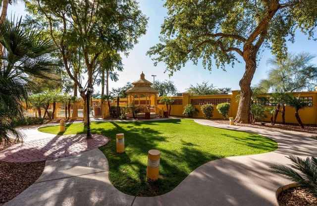 La Quinta Inn & Suites by Wyndham Phoenix West Peoria