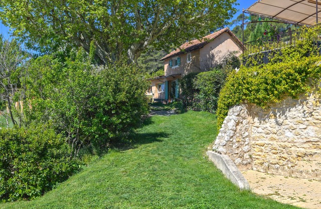 La Source - 3* Gîte with terrace