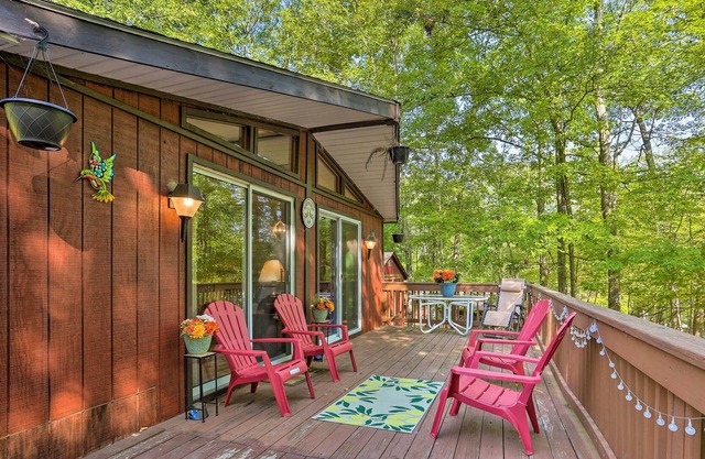Lackawaxen Cabin < 3 Mi to Big Bear Mountain!