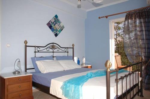 Laconian Collection 'Applause Blue' Apartment