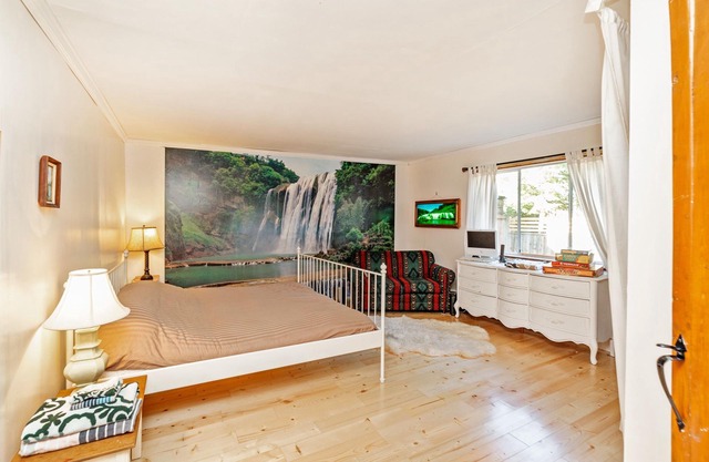 Lake Errock 3 Bd House in Country Paradise 1.5 hours from Vancouver city.