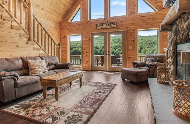 Lake Eugene Luxury Log Estate Brand New Built in 2019! Lake Front Baseball!