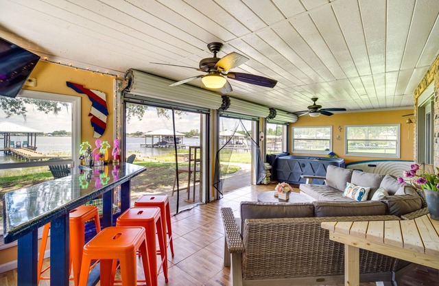 ‘Lake Francis Lily Pad’ - Home w/Hot Tub & Dock!