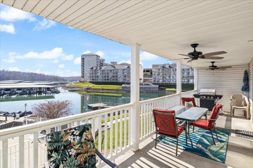 Lake Front Condo with a Balcony!
