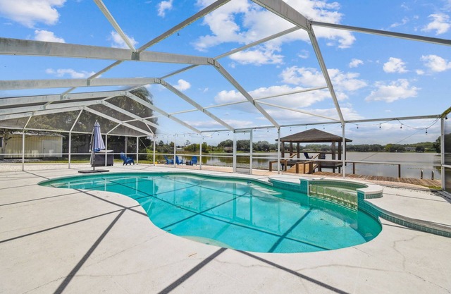 Lake House in the Westchase area! Heated Pool. Waterfront!