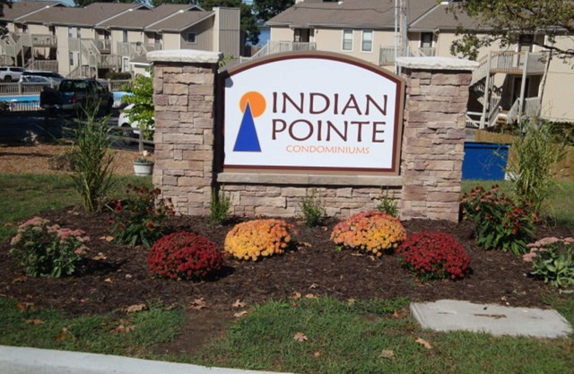 Lake of the Ozarks Indian Pointe 2 bedroom vacation condo with amazing views!