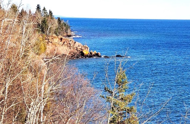 Lake Superior Escape on the North Shore of MN. Stay 2 Nts., Get 3rd Nt. Free!