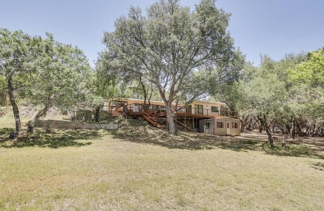 Lake Travis Valley View Retreat on 5 acres