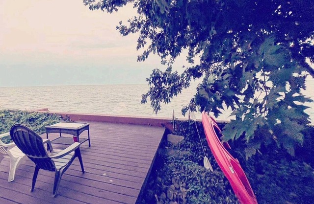 Lakefront Home With Great Views.