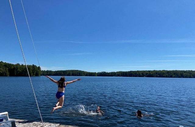 Lakefront Cottage on beautiful Lake Maranacook in Winthrop, ME.