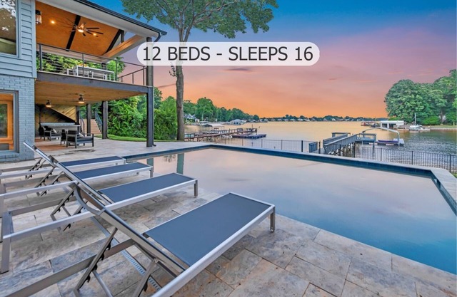 Lakeshore Adrift - Exclusive Lakefront Home w/Heated Pool & Custom Bunks