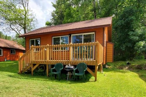 Lakeside 2 Bedroom Otter Cabin On Kab