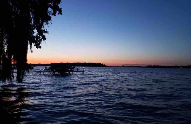 Lakeside Getaway ★ 2 King Beds ★ Chain O Lakes