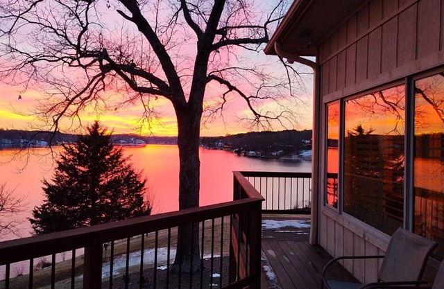 Lakeside Getaway