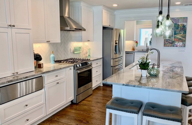 Lakeside House with Game Room