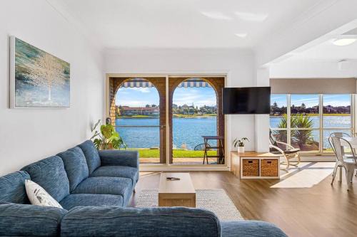 Lakeside Mews