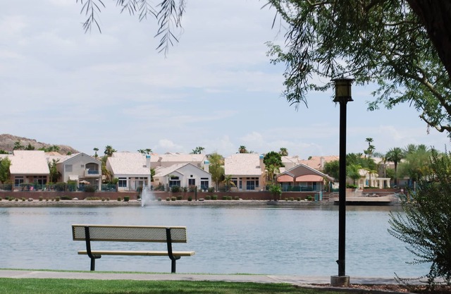 Lakeside, Poolside, Model-Furnished Condo
