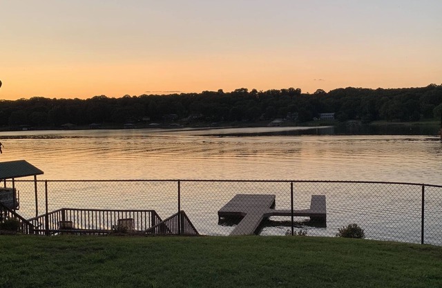 Lakeside retreat 5 min away from the Superspeedway
