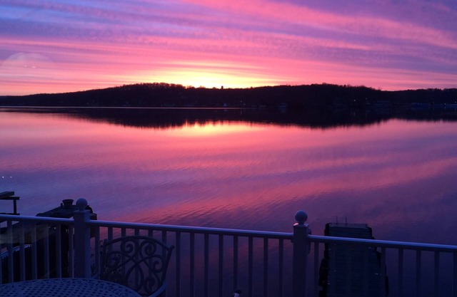 Lakeside Style and Luxury