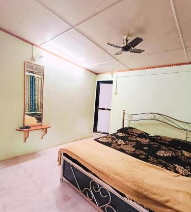Lakhan cottage