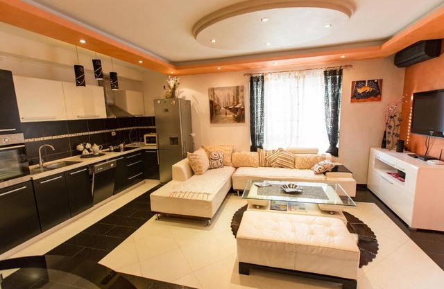Lamela Brilliant Apartment