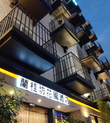 Lan Kwai Fong Garden Hotel