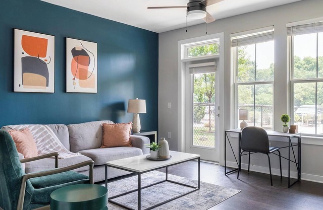 Landing | Amazing 1BD, Pool, Gym