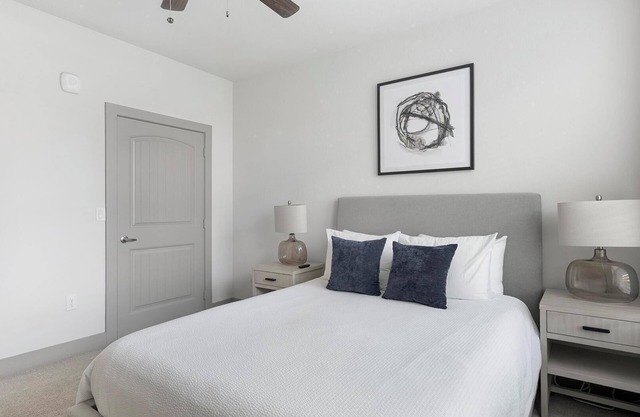 Landing | Amazing 2BD, Clubhouse, Pool
